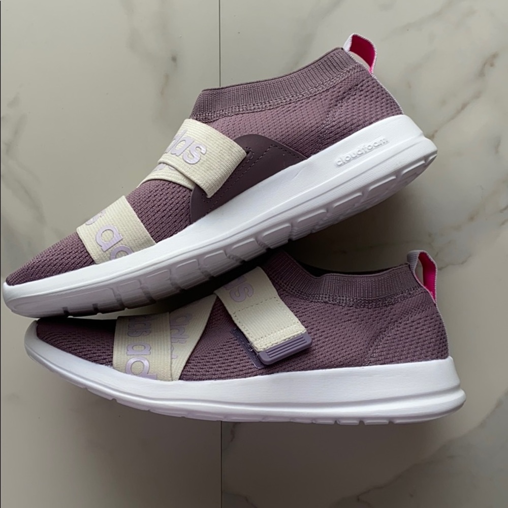 NWT Women’s Adidas Khoe Adapt X - Picture 4 of 8
